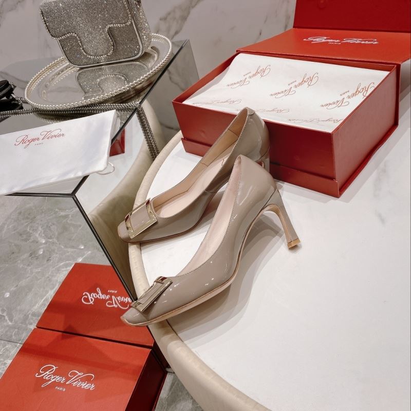 Roger Vivier flat shoes